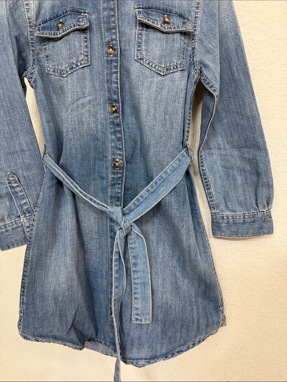 Old Navy • Shirt Dress in Stonewashed Denim Blue Button Up Style with Belt